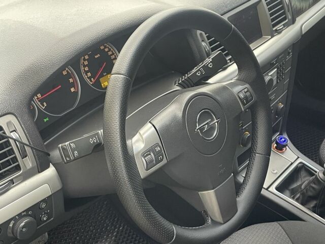 Синій Опель Вектра, об'ємом двигуна 1.8 л та пробігом 278 тис. км за 7000 $, фото 15 на Automoto.ua