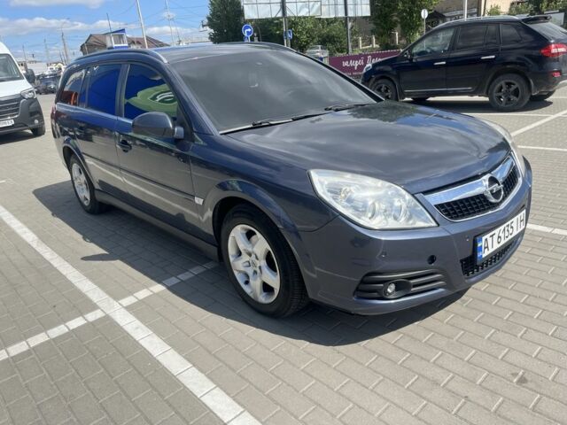 Синий Опель Вектра, объемом двигателя 1.9 л и пробегом 250 тыс. км за 4299 $, фото 2 на Automoto.ua