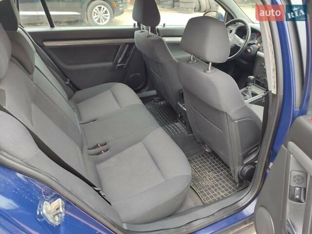 Синий Опель Вектра, объемом двигателя 2.2 л и пробегом 199 тыс. км за 3850 $, фото 18 на Automoto.ua