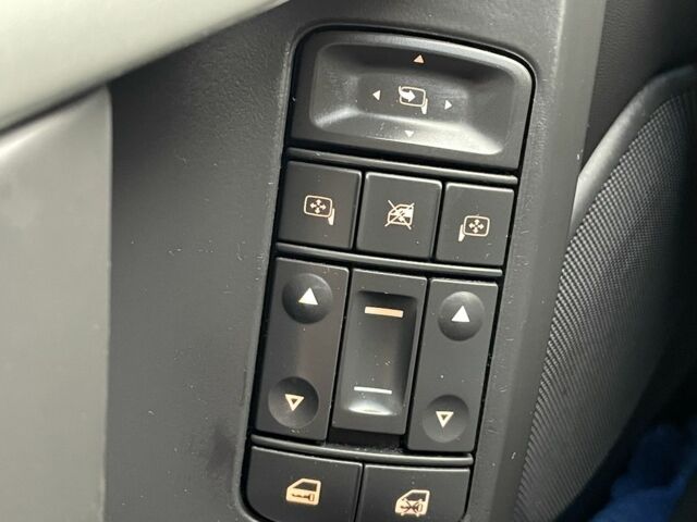 Синій Опель Вектра, об'ємом двигуна 1.8 л та пробігом 278 тис. км за 7000 $, фото 21 на Automoto.ua