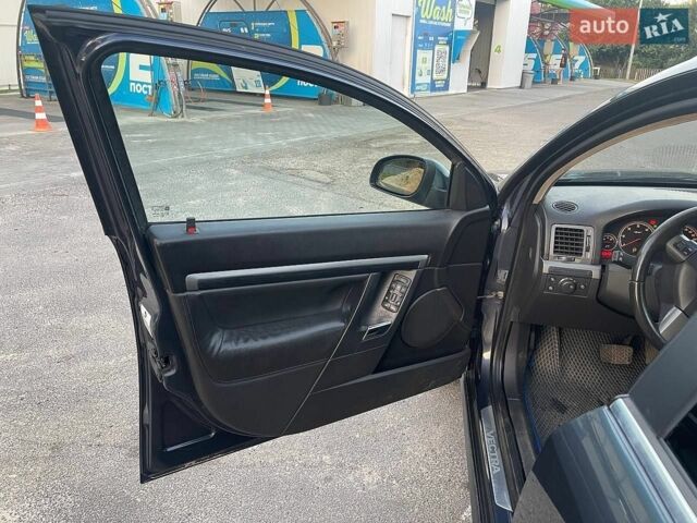 Синій Опель Вектра, об'ємом двигуна 3 л та пробігом 298 тис. км за 5400 $, фото 10 на Automoto.ua