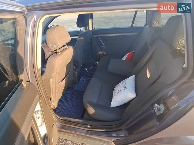 Синий Опель Вектра, объемом двигателя 2.2 л и пробегом 299 тыс. км за 5200 $, фото 19 на Automoto.ua