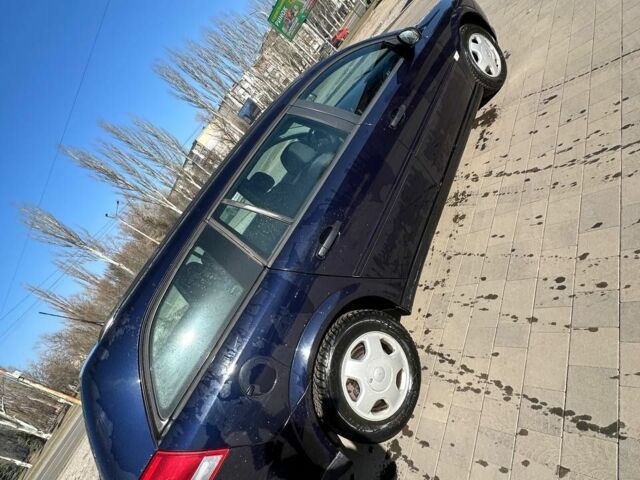 Синий Опель Вектра, объемом двигателя 0 л и пробегом 300 тыс. км за 2700 $, фото 3 на Automoto.ua