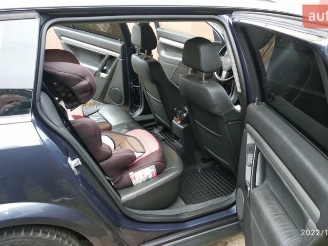 Синій Опель Вектра, об'ємом двигуна 1.9 л та пробігом 220 тис. км за 5500 $, фото 12 на Automoto.ua