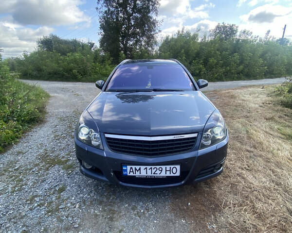 Синий Опель Вектра, объемом двигателя 1.9 л и пробегом 326 тыс. км за 5500 $, фото 1 на Automoto.ua