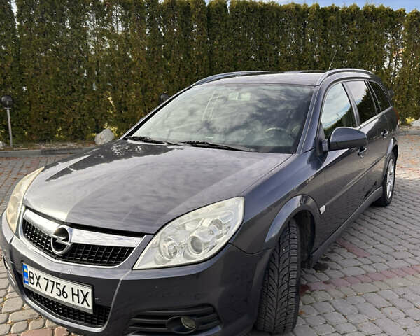 Синий Опель Вектра, объемом двигателя 1.9 л и пробегом 319 тыс. км за 5000 $, фото 1 на Automoto.ua