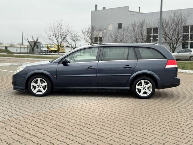 Синий Опель Вектра, объемом двигателя 1.9 л и пробегом 279 тыс. км за 2899 $, фото 14 на Automoto.ua