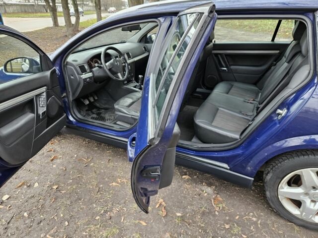 Синий Опель Вектра, объемом двигателя 1.9 л и пробегом 380 тыс. км за 2450 $, фото 7 на Automoto.ua