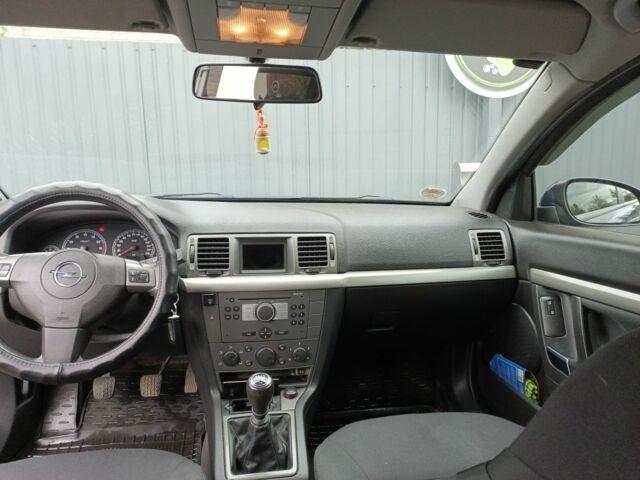 Синій Опель Вектра, об'ємом двигуна 1.6 л та пробігом 208 тис. км за 6000 $, фото 11 на Automoto.ua