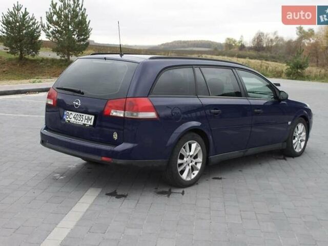 Синий Опель Вектра, объемом двигателя 1.9 л и пробегом 304 тыс. км за 4800 $, фото 1 на Automoto.ua