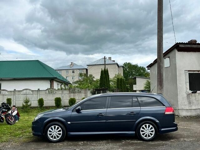 Синій Опель Вектра, об'ємом двигуна 2.2 л та пробігом 295 тис. км за 6000 $, фото 3 на Automoto.ua