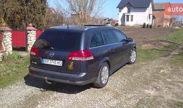 Синий Опель Вектра, объемом двигателя 1.91 л и пробегом 283 тыс. км за 5400 $, фото 4 на Automoto.ua