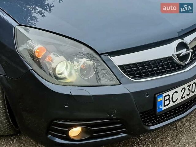 Синій Опель Вектра, об'ємом двигуна 1.91 л та пробігом 215 тис. км за 5499 $, фото 14 на Automoto.ua