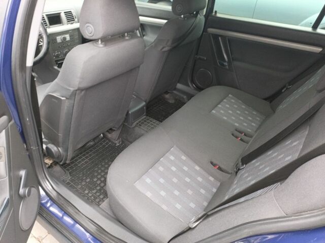 Синій Опель Вектра, об'ємом двигуна 1.6 л та пробігом 208 тис. км за 6000 $, фото 10 на Automoto.ua