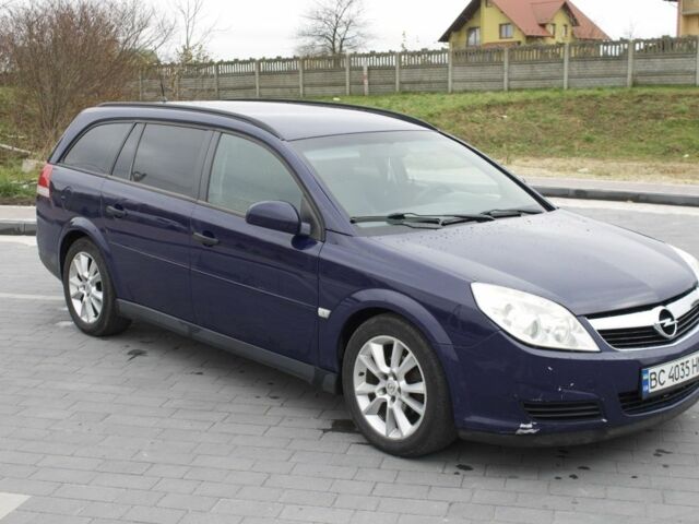 Синий Опель Вектра, объемом двигателя 1.9 л и пробегом 304 тыс. км за 4800 $, фото 3 на Automoto.ua