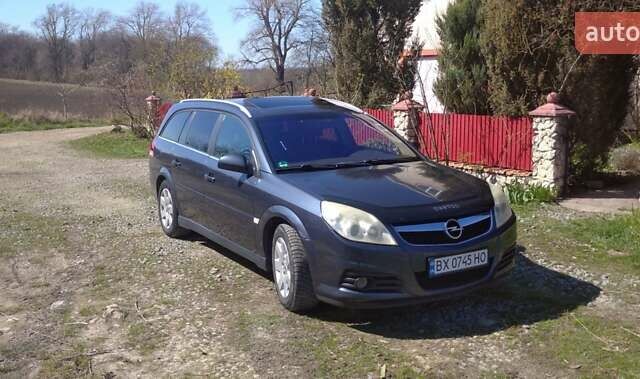 Синий Опель Вектра, объемом двигателя 1.91 л и пробегом 283 тыс. км за 5400 $, фото 5 на Automoto.ua