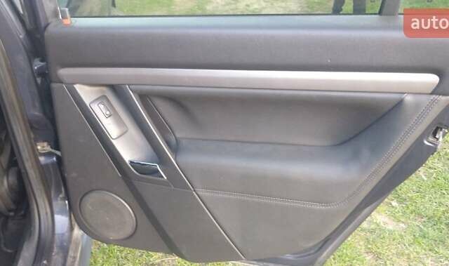 Синий Опель Вектра, объемом двигателя 1.91 л и пробегом 283 тыс. км за 5400 $, фото 24 на Automoto.ua