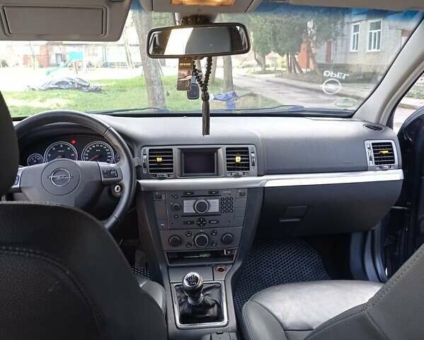 Синий Опель Вектра, объемом двигателя 1.91 л и пробегом 350 тыс. км за 5300 $, фото 8 на Automoto.ua