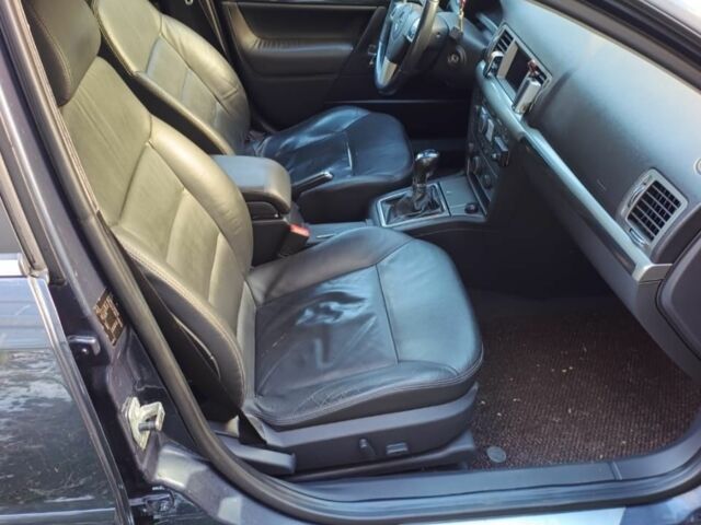 Синий Опель Вектра, объемом двигателя 0 л и пробегом 237 тыс. км за 5750 $, фото 5 на Automoto.ua