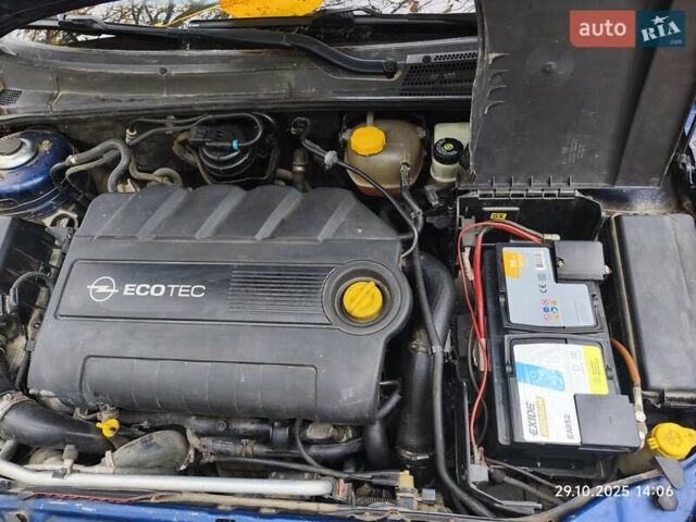 Опель Вектра 2008 у Измаиле на Automoto.ua Синій Опель Вектра, об'ємом двигуна 1.9 л та пробігом 270 тис. км за 6000 $, фото 12 на Automoto.ua