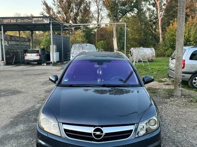 Синій Опель Вектра, об'ємом двигуна 2.2 л та пробігом 295 тис. км за 6000 $, фото 1 на Automoto.ua
