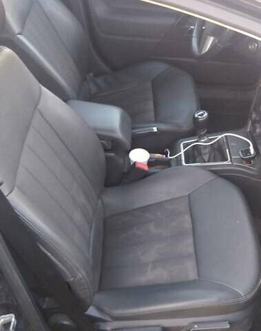 Синий Опель Вектра, объемом двигателя 1.91 л и пробегом 283 тыс. км за 5400 $, фото 27 на Automoto.ua