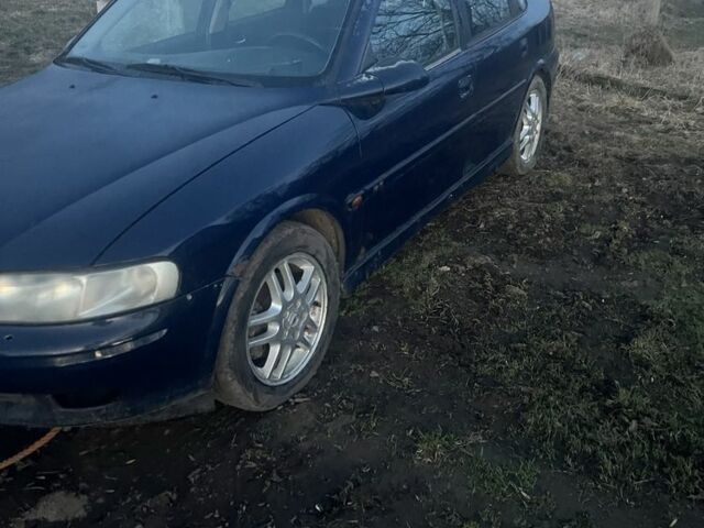 Синій Опель Вектра, об'ємом двигуна 0 л та пробігом 150 тис. км за 700 $, фото 1 на Automoto.ua
