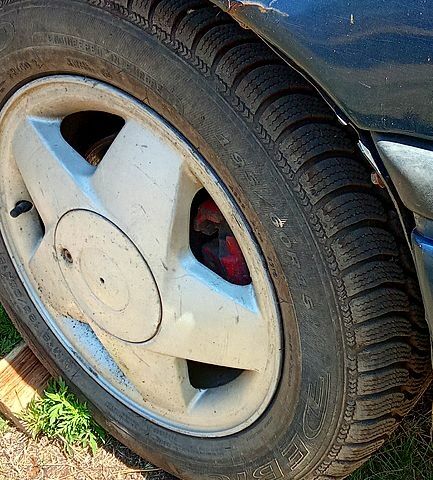 Синий Опель Вектра, объемом двигателя 2 л и пробегом 386 тыс. км за 500 $, фото 4 на Automoto.ua