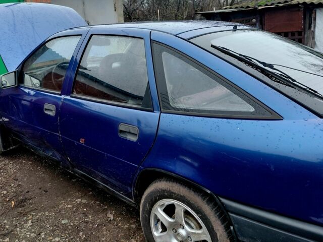 Синій Опель Вектра, об'ємом двигуна 0 л та пробігом 374 тис. км за 1500 $, фото 6 на Automoto.ua