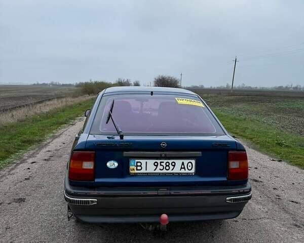 Синий Опель Вектра, объемом двигателя 2 л и пробегом 415 тыс. км за 2800 $, фото 4 на Automoto.ua