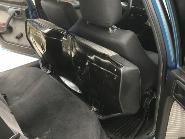 Синий Опель Вектра, объемом двигателя 2 л и пробегом 329 тыс. км за 2350 $, фото 20 на Automoto.ua