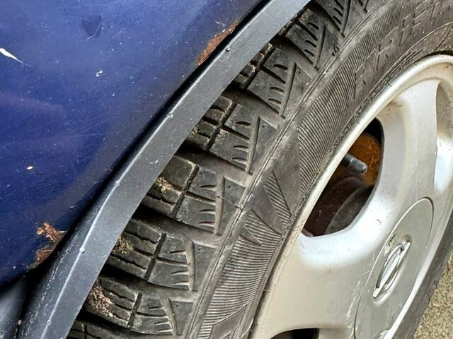 Синій Опель Вектра, об'ємом двигуна 1.8 л та пробігом 350 тис. км за 1300 $, фото 2 на Automoto.ua