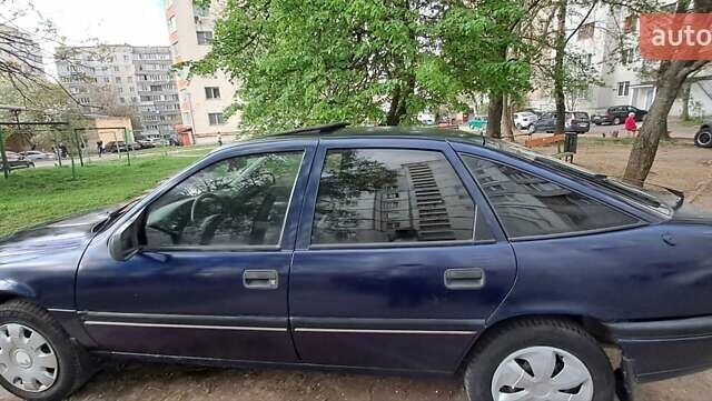 Синий Опель Вектра, объемом двигателя 2 л и пробегом 357 тыс. км за 1200 $, фото 24 на Automoto.ua