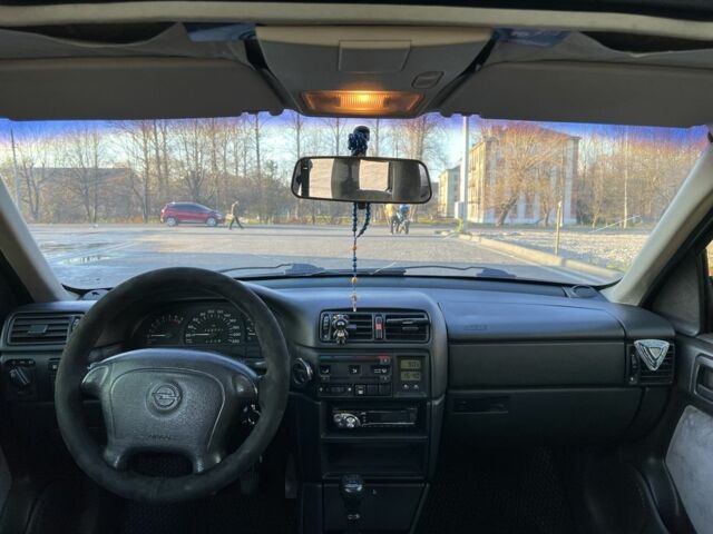 Синий Опель Вектра, объемом двигателя 1.8 л и пробегом 3 тыс. км за 3000 $, фото 12 на Automoto.ua