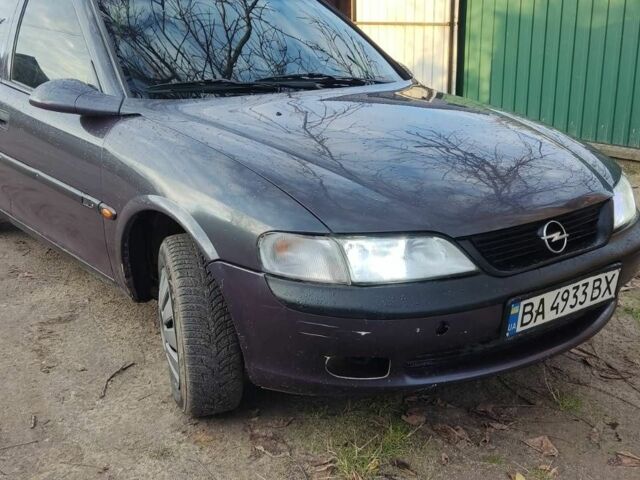 Опель Вектра 1996 у Кропивницькому (Кіровограді) на Automoto.ua Синій Опель Вектра, об'ємом двигуна 1.6 л та пробігом 350 тис. км за 1500 $, фото 3 на Automoto.ua