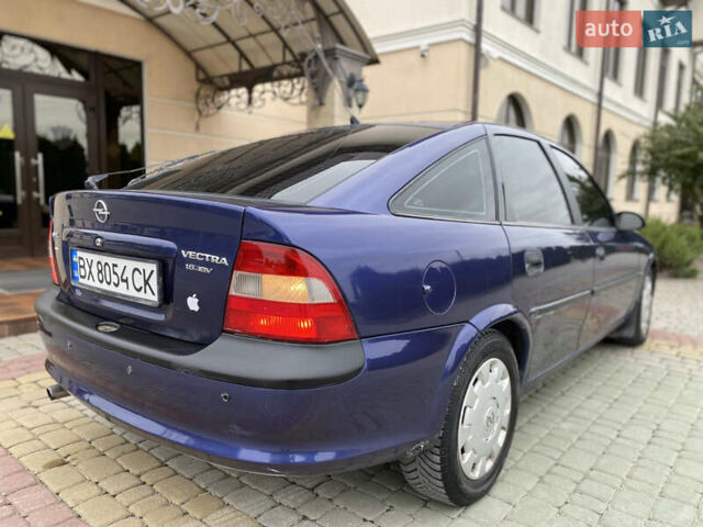 Синий Опель Вектра, объемом двигателя 1.6 л и пробегом 177 тыс. км за 2650 $, фото 19 на Automoto.ua
