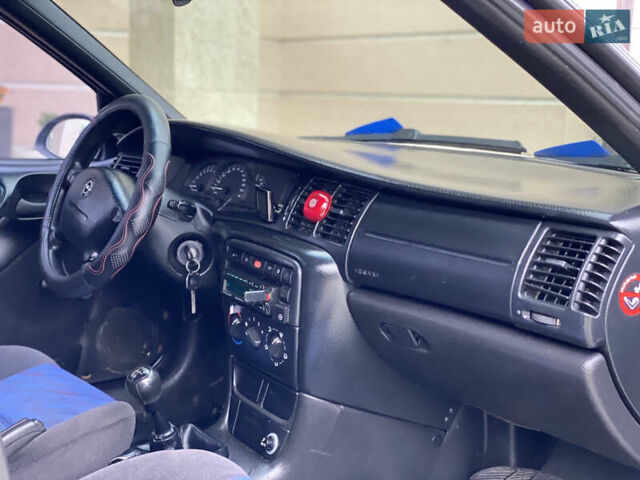 Опель Вектра 1997 в Дунаевцах на Automoto.ua Синий Опель Вектра, объемом двигателя 1.6 л и пробегом 177 тыс. км за 2399 $, фото 52 на Automoto.ua