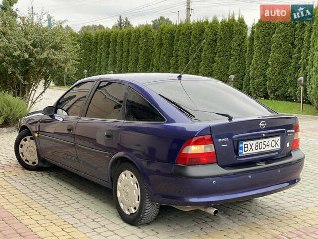 Синий Опель Вектра, объемом двигателя 1.6 л и пробегом 177 тыс. км за 2650 $, фото 41 на Automoto.ua