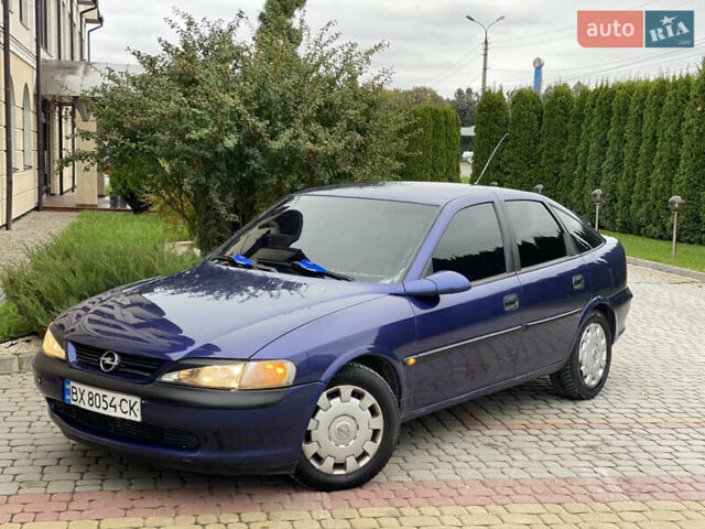 Синий Опель Вектра, объемом двигателя 1.6 л и пробегом 177 тыс. км за 2650 $, фото 30 на Automoto.ua