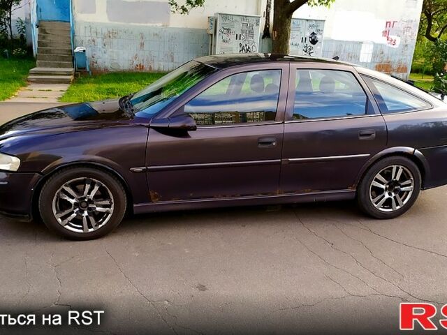 Синий Опель Вектра, объемом двигателя 2 л и пробегом 391 тыс. км за 3200 $, фото 4 на Automoto.ua
