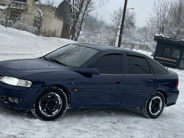 Синій Опель Вектра, об'ємом двигуна 2 л та пробігом 450 тис. км за 1999 $, фото 2 на Automoto.ua