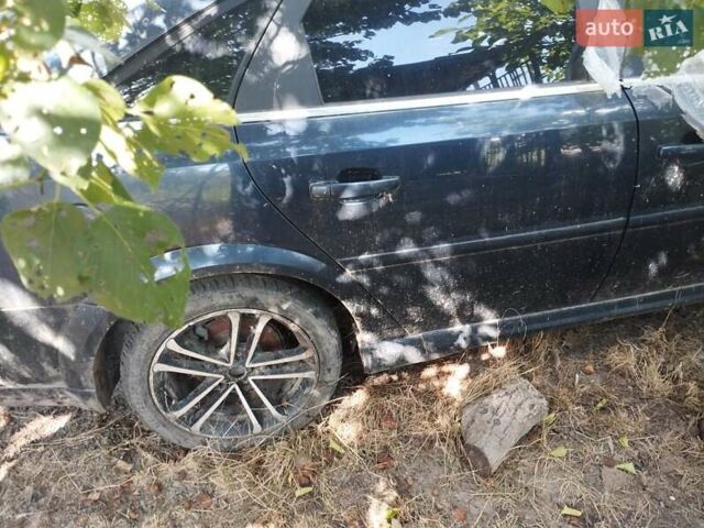 Синий Опель Вектра, объемом двигателя 0 л и пробегом 235 тыс. км за 2200 $, фото 8 на Automoto.ua