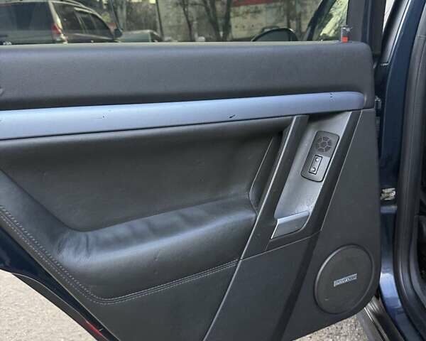 Синий Опель Вектра, объемом двигателя 2.2 л и пробегом 250 тыс. км за 4999 $, фото 7 на Automoto.ua