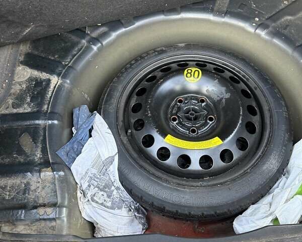 Синий Опель Вектра, объемом двигателя 2.2 л и пробегом 250 тыс. км за 4999 $, фото 13 на Automoto.ua