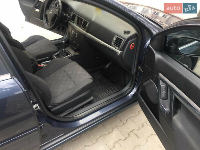 Синій Опель Вектра, об'ємом двигуна 2.2 л та пробігом 329 тис. км за 4300 $, фото 9 на Automoto.ua
