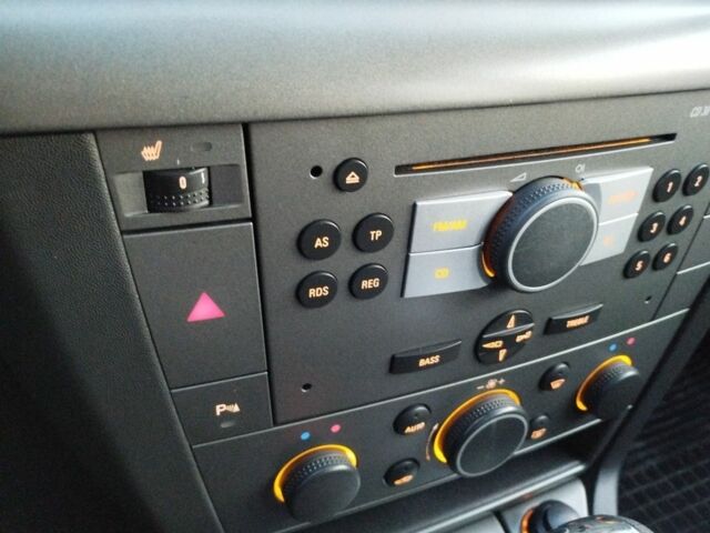 Синий Опель Вектра, объемом двигателя 2.2 л и пробегом 260 тыс. км за 5700 $, фото 19 на Automoto.ua