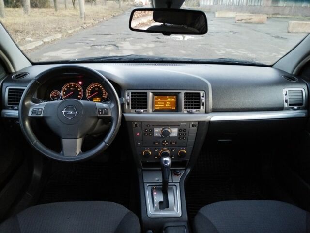 Синий Опель Вектра, объемом двигателя 2.2 л и пробегом 260 тыс. км за 5700 $, фото 17 на Automoto.ua