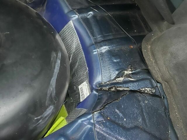 Синій Опель Вектра, об'ємом двигуна 0 л та пробігом 277 тис. км за 1477 $, фото 10 на Automoto.ua