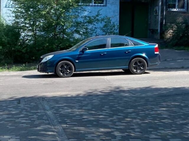Синий Опель Вектра, объемом двигателя 2 л и пробегом 230 тыс. км за 4000 $, фото 3 на Automoto.ua