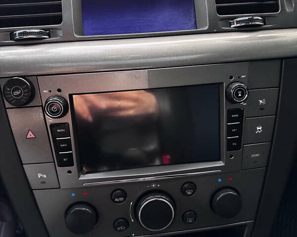 Синий Опель Вектра, объемом двигателя 2.8 л и пробегом 260 тыс. км за 7900 $, фото 12 на Automoto.ua